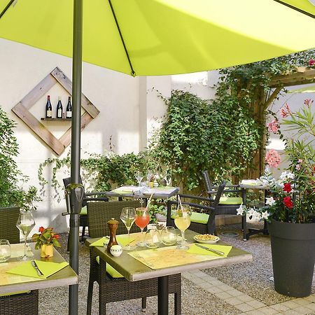 Logis Hotel Restaurant La Boule D'Or Chinon Exterior photo