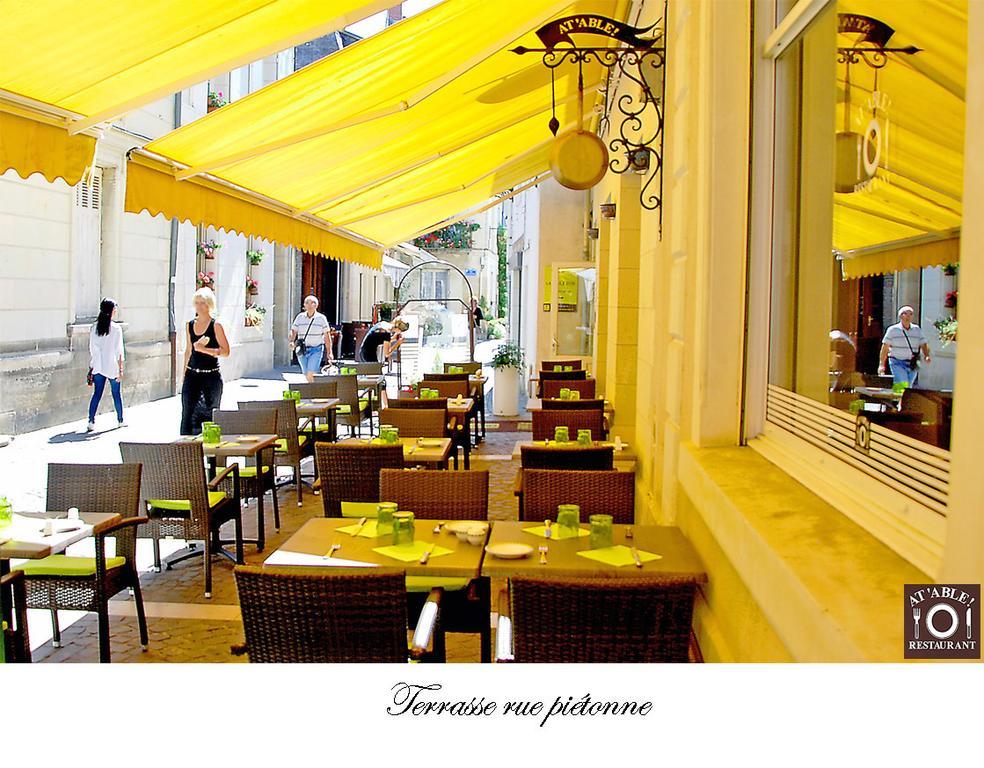 Logis Hotel Restaurant La Boule D'Or Chinon Exterior photo