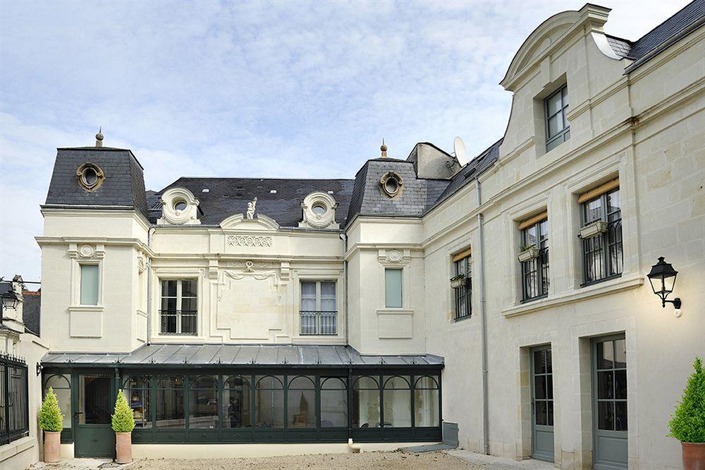 Logis Hotel Restaurant La Boule D'Or Chinon Exterior photo